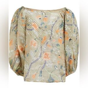 CHLOÉ
Pintucked floral-print ramie blouse